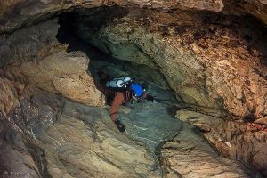 Grotta Giusti Diving - Discovery Cave -tinello siamo sott'acqua